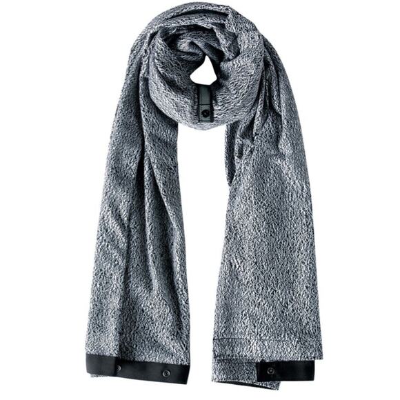 Lululemon Vinyasa Scarf Wrap Jacquard Convertible Black White All Season - Picture 1 of 8